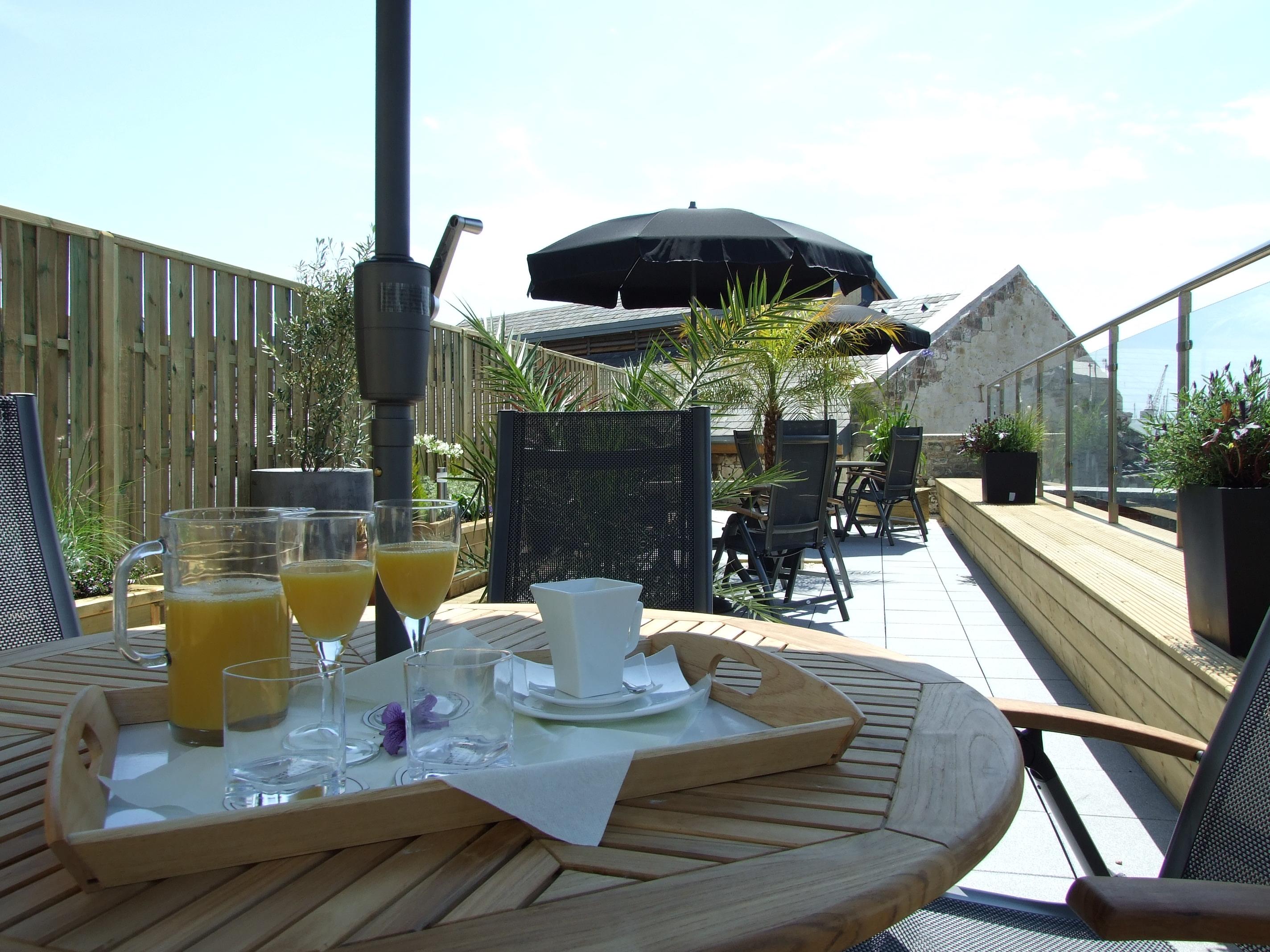 Liberty Wharf Apartments Saint Helier Jersey Ristorante foto