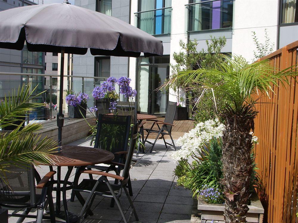 Liberty Wharf Apartments Saint Helier Jersey Esterno foto