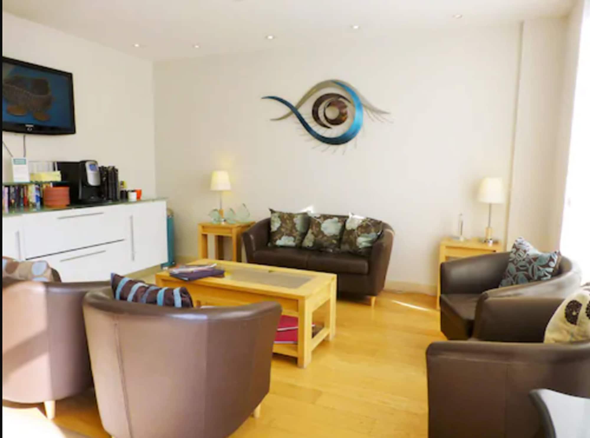 Liberty Wharf Apartments Saint Helier Jersey Esterno foto
