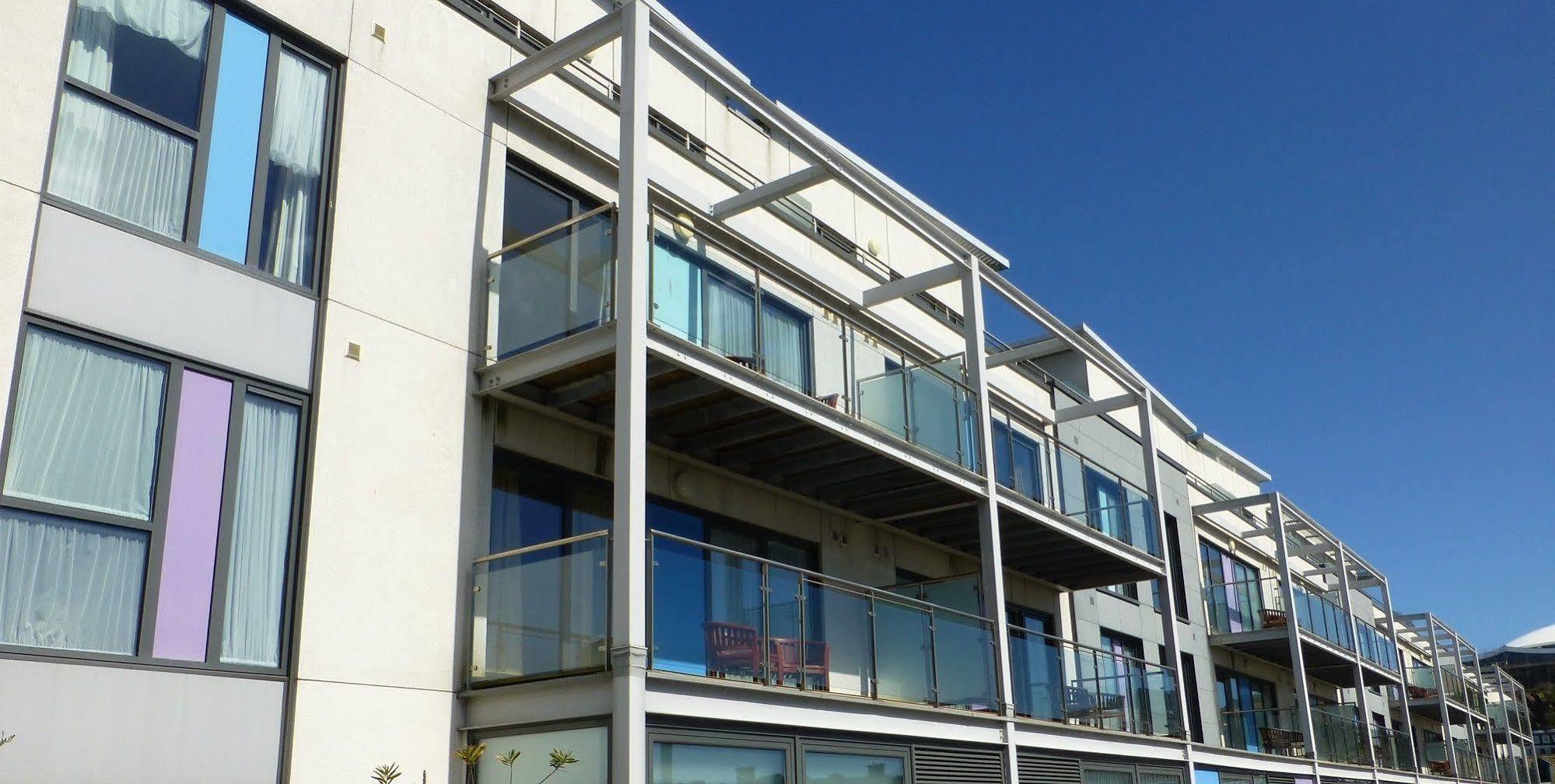 Liberty Wharf Apartments Saint Helier Jersey Esterno foto